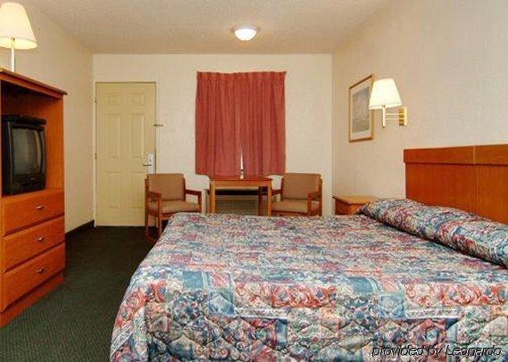 Oyo Hotel Junction Tx I-10 Exterior foto
